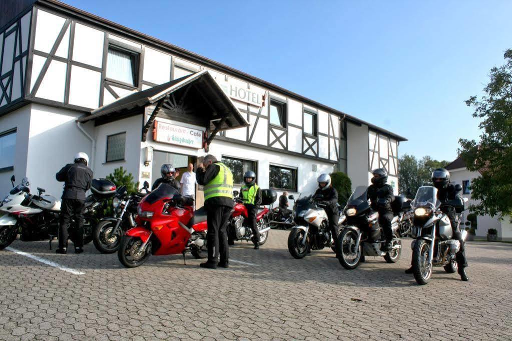 Hotel Taunusblick Hömberg Екстериор снимка